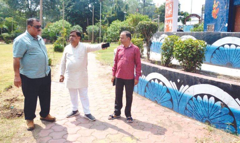 महापौर के निर्देश पर सामान्य प्रशासन समिति प्रभारी ने मेले की तैयारियों का लिया जायजा