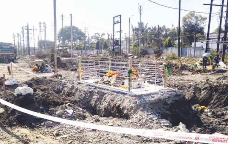 पहलवान बाबा दरगाह अतिक्रमण मामला : हाई कोर्ट पहुंची दरगाह कमेटी, तहसीलदार के फैसले पर रोक