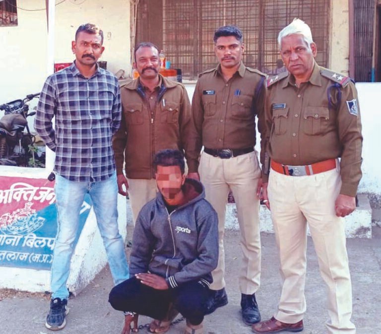 पत्नी पार्टी में नहीं जाने देती थी, शंका करती थी इसलिए गला दबाकर कर दी हत्या, पुलिस द्वारा 24 घंटे के अंदर किया महिला की हत्या का खुलासा