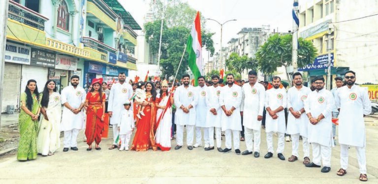 अभ्यास करियर इंस्टीट्यूट में गूंजा भारत माता की जय!, विद्यार्थियों ने रैली और जोशिले नारों के साथ मनाया स्वतंत्रता दिवस