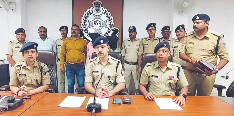 अंधविश्वास के चलते अपनों ने ही महिला को डायन मानकर की हत्या, जेठानी और उसके दो बेटे गिरफ्तार… 24 घंटे में पुलिस ने किया अंधेकत्ल का खुलासा