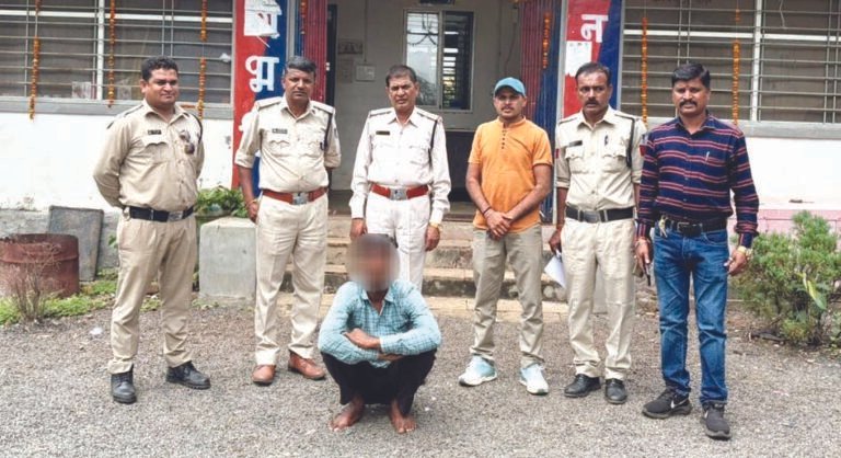 8 साल से फरार दुष्कर्म का आरोपी अरेस्ट : महिला को बंधक बनाकर किया था गैंग रेप, पूर्व में दो आरोपी हो चुके गिरफ्तार