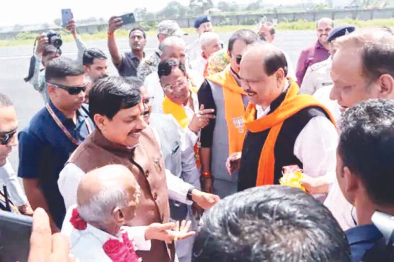 समाज के सहयोग और सामाजिक संस्थाओं की सक्रियता से संभव हुए हैं सामुदायिक महत्व के कई कार्य : मुख्यमंत्री डॉ. यादव, सरस्वती विद्या मंदिर द्वारा की जा रही पहल सराहनीय, मुख्यमंत्री डॉ. यादव ने रतलाम में सरस्वती विद्या मंदिर में आयोजित कार्यक्रम को किया संबोधित