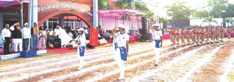 श्री गुरु तेग बहादुर एकेडमी में वार्षिक खेल उत्सव का भव्य आयोजन