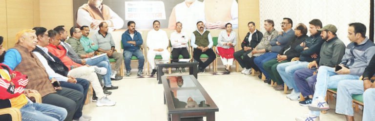 खेल चेतना मेला में बालिका क्रिकेट रहेगा आकर्षण का केंद्र, 20 से 23 दिसंबर तक आयोजित होगा खेल महाकुंभ, तैयारियों को लेकर हुई बैठक, क्रीड़ा भारती और चेतन्य काश्यप फाउंडेशन का आयोजन