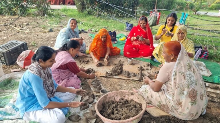 मांगल्य मन्दिर धर्म क्षेत्र में महाशिवरात्रि पर पार्थिव शिवलिंग – मातृ–पितृ पूजन