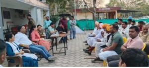 आगामी त्योहारों को लेकर थाना परिसर में शांति समिति की बैठक, प्रशासन ने दिया सौहार्द बनाए रखने का संदेश