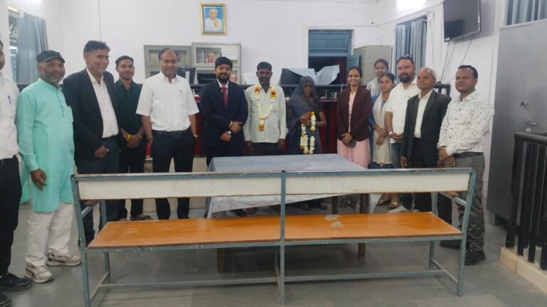 कई माह से अलग रह रहे पति पत्नी आज नेशनल लोक अदालत के माध्यम से हमेशा के लिये हुये साथ।