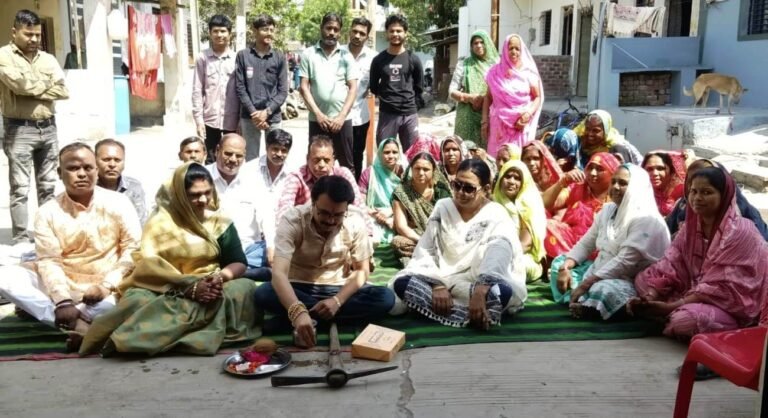 वार्ड क्रमांक 1 में होंगे 21 लाख के विकास कार्यमहापौर प्रहलाद पटेल ने किया निर्माण कार्य का भूमि पूजन