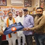 प्रधानमंत्री विश्वकर्मा योजना की कीट का वितरण।