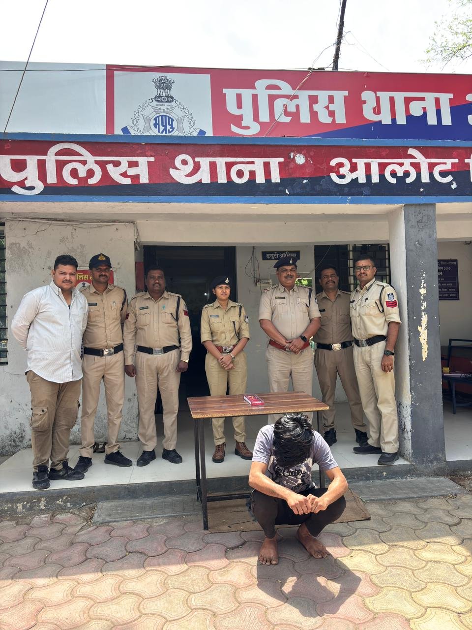 आलोट पुलिस की बड़ी सफलता 05 दिन पूर्व हुई चोरी का खुलासा।