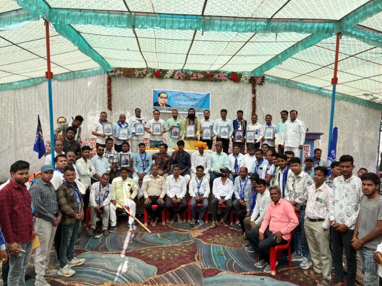 संविधान निर्माता डॉ भीमराव अंबेडकर की 135वीं जयंती बड़े धूमधाम के साथ मनाई गई।