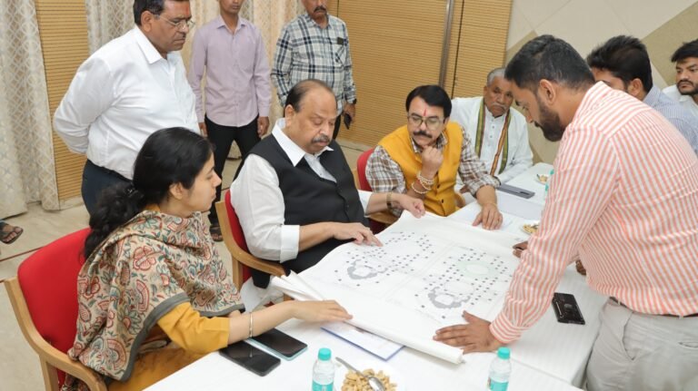 कालिका माता मंदिर लोक और विरुपाक्ष महादेव मंदिर नए स्वरूप में विकसित होगा।