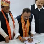 पद ग्रहण से पूर्व प्रवीण सोनी ने गौ माता की सेवा कर लिया आशीर्वाद, कालिका माता मंदिर में की पूजा-अर्चना