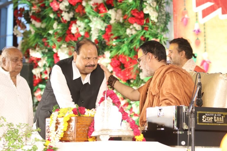 राक्षसों को बिरयानी खिलाने से बेहतर उन्हें मार दिया जाए – स्वामी चिदम्बरानन्द सरस्वतीजी,   सरकार ने हिन्दू संस्कृति और समाज का गौरव बढ़ाय – मंत्री श्री काश्यप