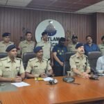 ब्लिंकिट बॉय की वेशभूषा में 40 लाख की लूट का 24 घंटे में खुलासा, साजिशकर्ता कर्मचारी गिरफ्तार, पूरी रकम बरामद