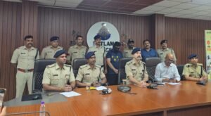 ब्लिंकिट बॉय की वेशभूषा में 40 लाख की लूट का 24 घंटे में खुलासा, साजिशकर्ता कर्मचारी गिरफ्तार, पूरी रकम बरामद