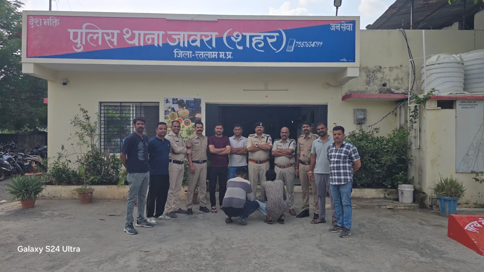 जावरा पुलिस को बड़ी सफलता, 2.90 लाख की MD ड्रग्स के साथ 2 आरोपी गिरफ्तार“नशे से दूरी है जरूरी 2.0” अभियान के तहत कार्रवाई