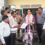 श्यामसिंह गुर्जर पर कर्मचारियों को धमकी देने के आरोप संयुक्त कर्मचारी संगठन ने सौंपा ज्ञापन, 7 दिन में कार्रवाई की मांग