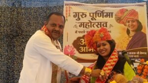 प्रदेश अध्यक्ष रणजीत सिंह ने बाल संत सुश्री कनक जी वैष्णव को धर्म दुपट्टा पहना कर किया सम्मान।