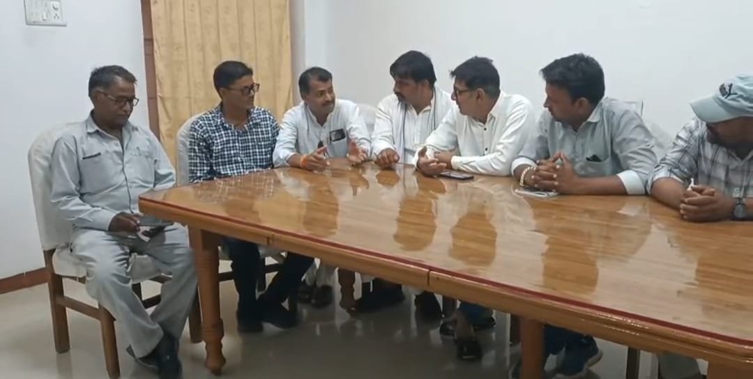 4 अगस्त को जावरा में किसान महाआंदोलन, एसडीएम कार्यालय पर देंगे धरना आज मीटिंग में लिया निर्णय।