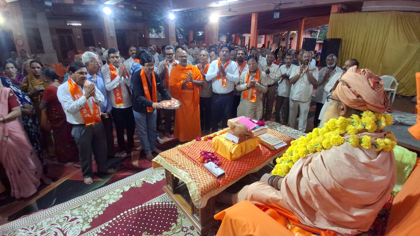 दिव्य चातुर्मास महोत्सव में कठोपनिषद स्वाध्याय एवं श्रीमद्भागवत कथा का हुआ आयोजन, बड़ी संख्या में श्रद्धालु रहे उपस्थित