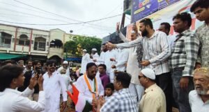 तिरंगे के रंग में रंगा रतलाम, अंजुमन की तिरंगा रैली में उमड़ा जनसैलाब।