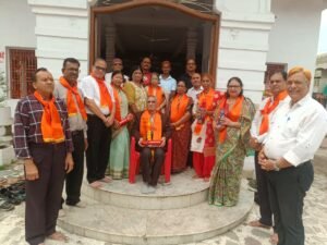 फेडरेशन ने सेवानिवृत्त रेलवे शिक्षकों का सम्मान किया।