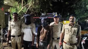 फोटो खींचकर व्हाट्सएप ग्रुप पर करते थे वायरल: रेकी कर चोरी करने वाला शातिर बदमाश गिरफ्तार, 20-25 लोगों का गैंग सक्रिय