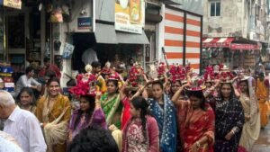 आलोट में गूंजा ‘त्रिशला नंदन वीर की जय’, बारिश के बीच निकला भव्य जुलूस