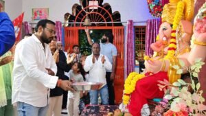 गांधी नगर इमलेश्वर महादेव मंदिर में गणेश उत्सव के दौरान हुई भव्य आरती