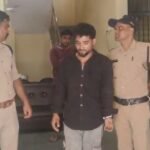 तीन मासूम बच्चियों से छेड़छाड़ करने वाला आरोपी गिरफ्तार, पुलिस ने निकाला जुलूस