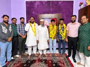 पिता बांटते हैं अखबार, बेटे ने हासिल की MBBS सीट