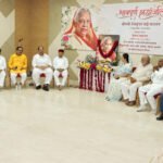 मुख्यमंत्री डॉ. मोहन यादव के बाद महामहिम राज्यपाल थावरचंद गेहलोत ने कैबिनेट मंत्री चेतन्य काश्यप की मातुश्री तेजकुंवर बाई काश्यप को दी श्रद्धांजलि
