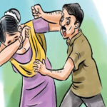 पति ने दूसरी महिला के साथ मिलकर पत्नी से की मारपीट, जान से मारने की दी धमकी