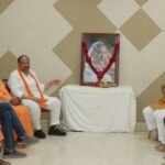 महामंडलेश्वर स्वामी देवस्वरुपानंद जी, सांसद अनिता चौहान ने दी कैबिनेट मंत्री चेतन्य काश्यप की मातुश्री को श्रद्धांजलि
