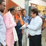 सफाई कर्मचारियों को दीपावली पूर्व 10 हजार रुपये एडवांस देने सहित विभिन्न मांगों को लेकर संघर्ष समिति ने सौंपा ज्ञापन